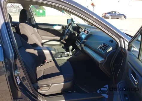 2016 Subaru Legacy 2.5I Premium z USA, uszkodzony, nr VIN 4S3BNAD60G3061565